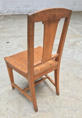 Ancienne chaise en bois