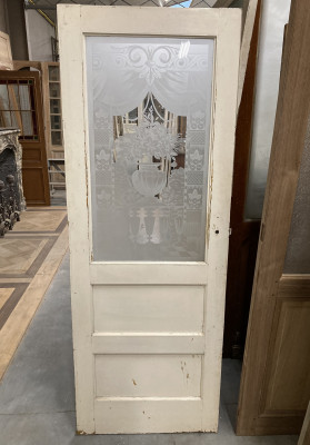 Belle porte ancienne en bois avec verre gravé