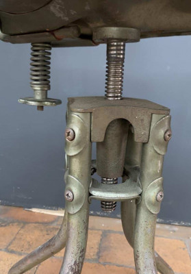 Tabouret industriel