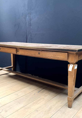 long bureau (1)
