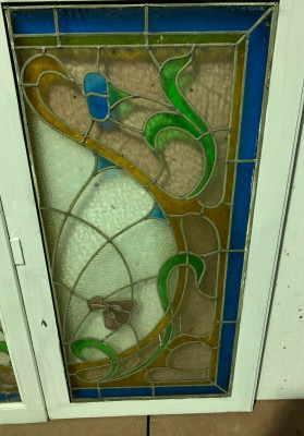 Fenetre a deux vantaux en vitrail Art Nouveaux Décor floral vers 1900