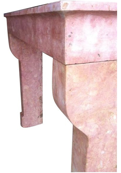 Ancienne cheminée en marbre rose