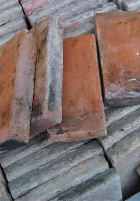 Briquettes anciennes